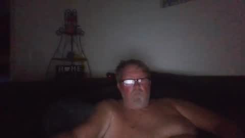Snapshot of 9gecko696969 chatting on October 8, 7:46 am 9gecko696969 online show from October 8, 7:46 am