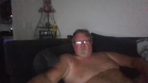 Snapshot of 9gecko696969 chatting on October 14, 9:05 am 9gecko696969 online show from October 14, 9:05 am