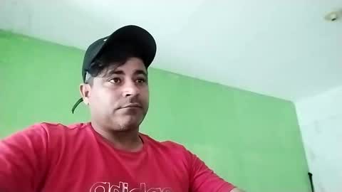 Snapshot of 9vinhocamshow chatting on February 11, 11:54 am 9vinhocamshow online show from February 11, 11:54 am