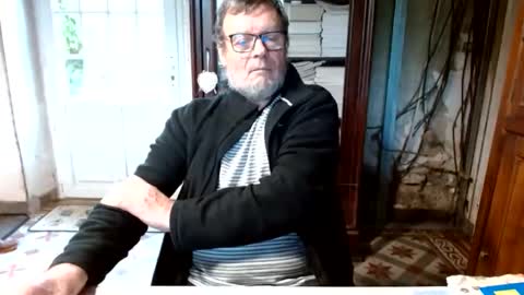 _123_voyeur_ online show from November 16, 12:40 pm