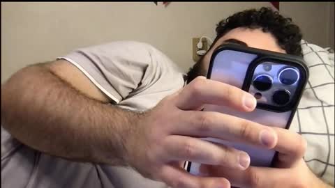 Snapshot of _alan_bear_ chatting on October 3, 3:33 am Alan online show from October 3, 3:33 am
