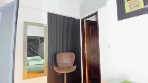 _axel_09 online show from May 14, 3:48 am