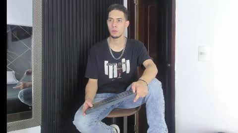 _axel_09 online show from May 5, 4:03 am