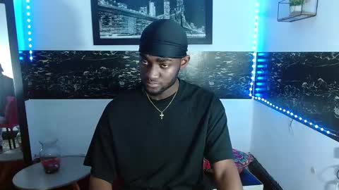 Snapshot of _black_stallion chatting on October 7, 2:59 am Andrew online show from October 7, 2:59 am