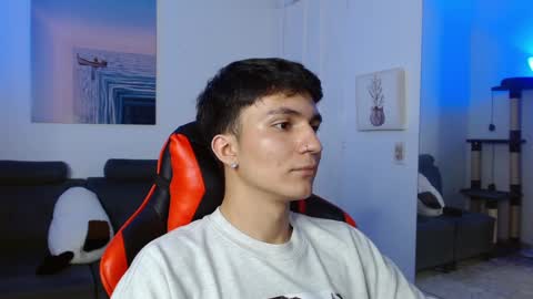 B L A K E online show from January 27, 10:49 pm