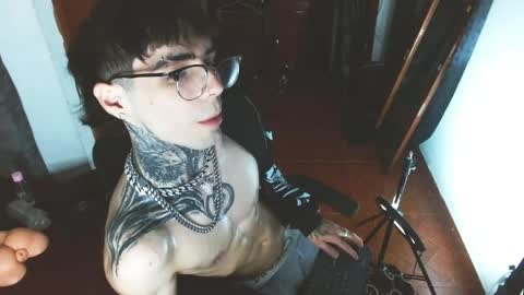 Nate Evans 50 OF online show from May 2, 5:37 pm