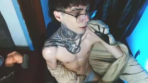 Nate Evans 50 OF online show from May 3, 7:38 pm