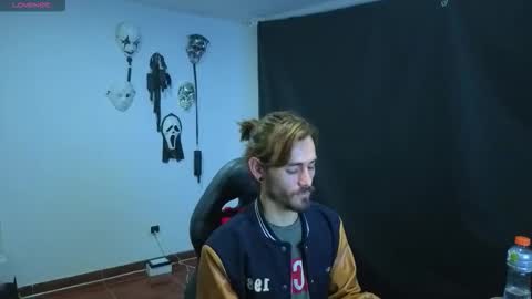 delacruz online show from December 2, 4:48 am