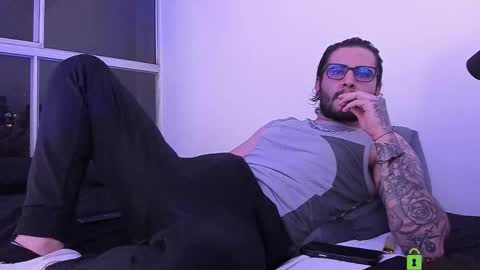 Snapshot of _elon_coxx_ chatting on October 31, 4:03 am - online show from October 31, 4:03 am