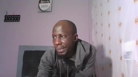 Snapshot of _hairlyboy chatting on October 20, 7:34 am _hairlyboy online show from October 20, 7:34 am