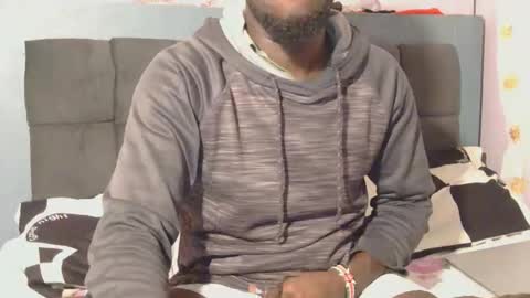 Snapshot of _hairlyboy chatting on October 30, 10:22 pm _hairlyboy online show from October 30, 10:22 pm