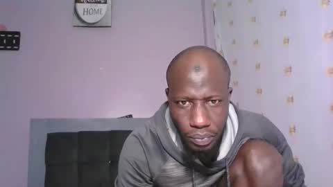 Snapshot of _hairlyboy chatting on October 19, 7:33 am _hairlyboy online show from October 19, 7:33 am