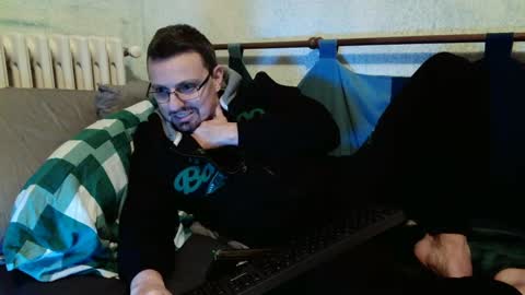 Snapshot of _horny___boy_ chatting on February 4, 4:08 pm Manuel online show from February 4, 4:08 pm