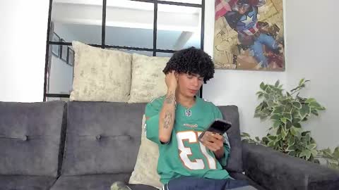 Jay online show from February 14, 8:15 pm