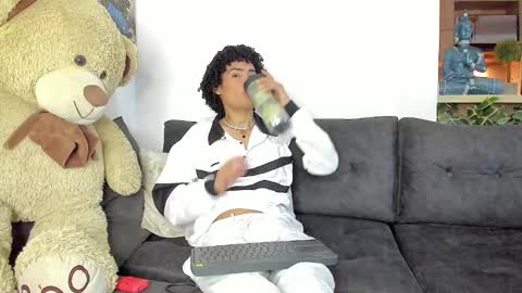 Jay online show from March 11, 11:15 pm