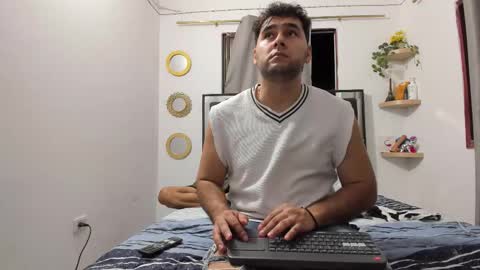 JHOSSUA  VALERIO online show from March 23, 2:39 am