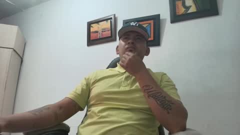 Snapshot of _jordanxxiii chatting on October 28, 5:10 am jordan online show from October 28, 5:10 am