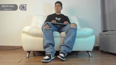 _juanes__ online show from January 15, 6:29 pm