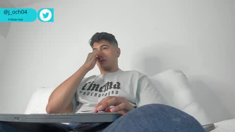 _juanes__ online show from December 2, 1:55 pm
