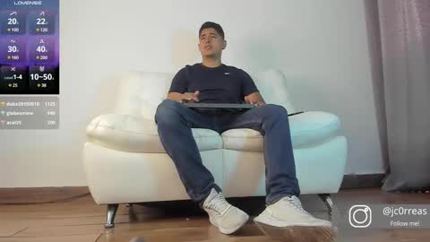 _juanes__ online show from February 25, 2:44 pm