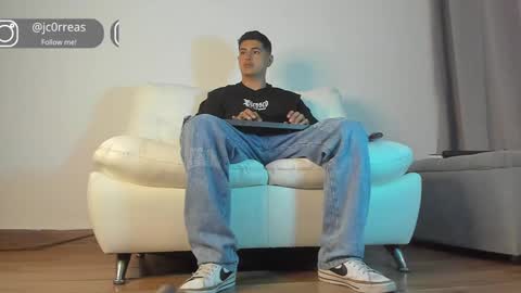 _juanes__ online show from January 9, 11:56 pm
