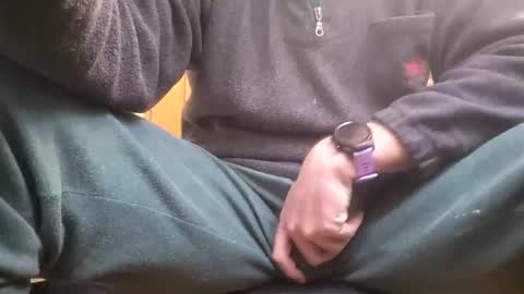 Snapshot of _julian_69 chatting on January 2, 8:24 pm Jonnhy online show from January 2, 8:24 pm