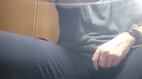 Snapshot of _julian_69 chatting on October 14, 12:34 pm Jonnhy online show from October 14, 12:34 pm