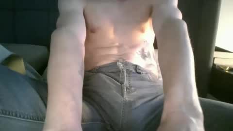 _kindeyess online show from March 19, 1:42 am