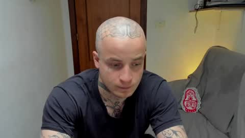 Layne online show from May 3, 12:41 pm
