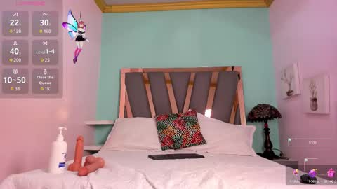 Snapshot of _lemmon_ chatting on October 30, 3:35 pm  L E M M O N  online show from October 30, 3:35 pm