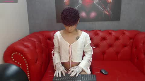 Snapshot of _lemmon_ chatting on December 15, 3:20 pm L E M M O N online show from December 15, 3:20 pm