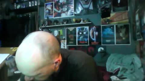 That guy online show from February 4, 7:03 am