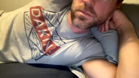 Snapshot of _lululeo_ chatting on December 18, 3:47 am _lululeo_ online show from December 18, 3:47 am
