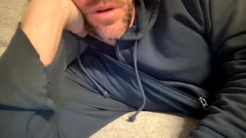 Snapshot of _lululeo_ chatting on February 1, 7:05 am _lululeo_ online show from February 1, 7:05 am