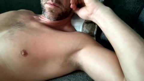 Snapshot of _lululeo_ chatting on October 3, 1:43 am _lululeo_ online show from October 3, 1:43 am