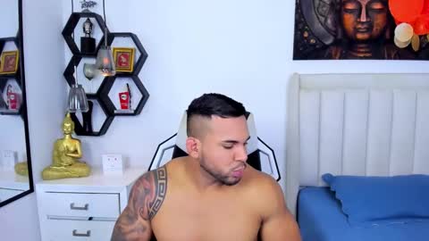 _matthew_santos_ online show from December 21, 8:17 pm