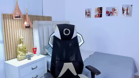 _matthew_santos_ online show from April 26, 12:41 am