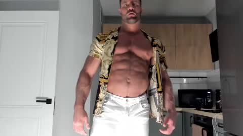 _miles19 online show from May 6, 11:44 am