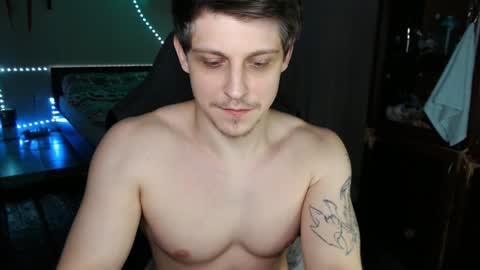 Snapshot of _purrari chatting on January 21, 6:45 am Vampire online show from January 21, 6:45 am