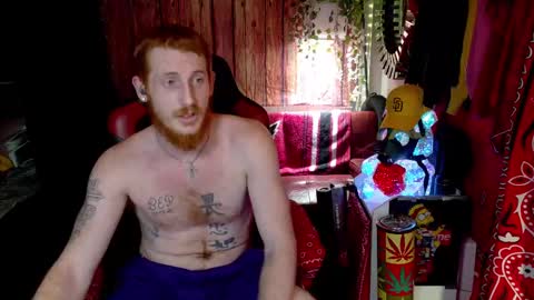 Snapshot of _redxxx chatting on September 20, 11:21 am REDxxx online show from September 20, 11:21 am