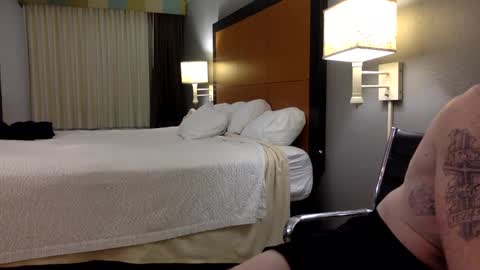 Snapshot of _redxxx chatting on December 14, 11:45 pm REDxxx online show from December 14, 11:45 pm