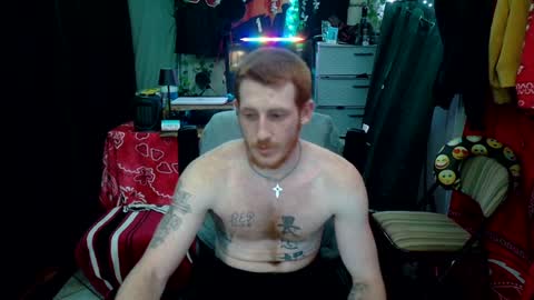 Snapshot of _redxxx chatting on January 21, 2:22 pm REDxxx online show from January 21, 2:22 pm