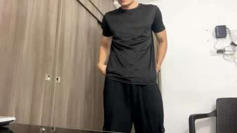 Juan Pablo-independent model online show from June 15, 11:08 pm
