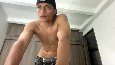 Snapshot of _sexy_jack chatting on October 6, 3:00 am Juan Pablo-independent model online show from October 6, 3:00 am