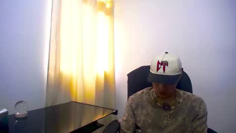 Snapshot of _sexy_jack chatting on February 15, 7:50 pm Juan Pablo-independent model online show from February 15, 7:50 pm