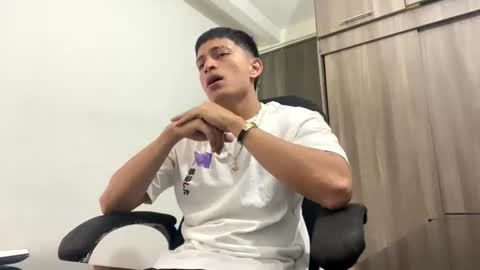 Snapshot of _sexy_jack chatting on February 13, 10:00 pm Juan Pablo-independent model online show from February 13, 10:00 pm