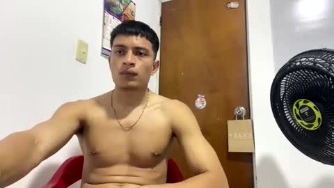 Snapshot of _sexy_jack chatting on October 13, 9:43 pm Juan Pablo-independent model online show from October 13, 9:43 pm
