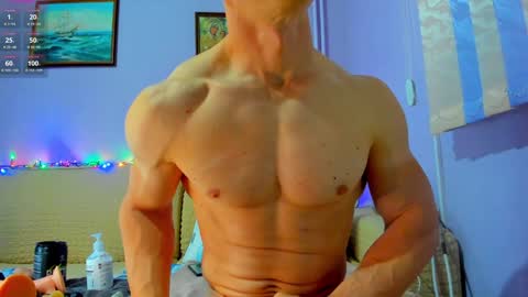 Snapshot of _shestifold chatting on January 2, 10:11 pm Nik online show from January 2, 10:11 pm