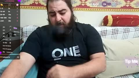 Snapshot of _sinyor34 chatting on December 12, 11:47 pm _sinyor34 online show from December 12, 11:47 pm