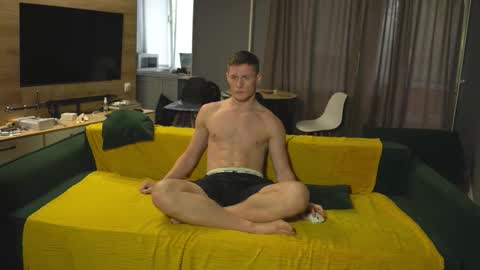 Snapshot of _sopranos_ chatting on September 25, 11:53 am OLIVERERENMARCUSpvt is open online show from September 25, 11:53 am